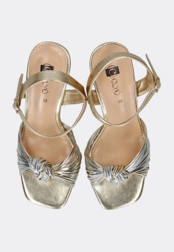 SANDAŁY DAMSKIE NA OBCASIE CLYO 953