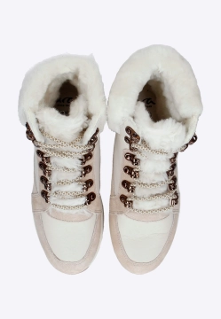 SKÓRZANE BOTKI DAMSKIE Z OZDOBNYM FUTERKIEM ARA 12-24599-07