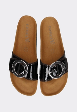 LAKIEROWANE KLAPKI DAMSKIE CAPRICE 9-27400-20