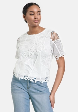 BLUZKA DAMSKA Z KORONKI TAIFUN 571382-16245