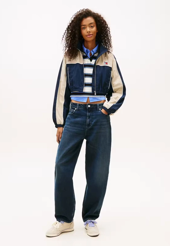 SPODNIE DAMSKIE JEANSY BALLOON TOMMY JEANS DW0DW22621