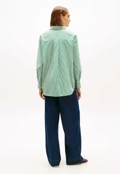 KOSZULA DAMSKA O KROJU OVERSIZE Z HAFTEM Z LOGO TOMMY HILFIGER WW0WW48190