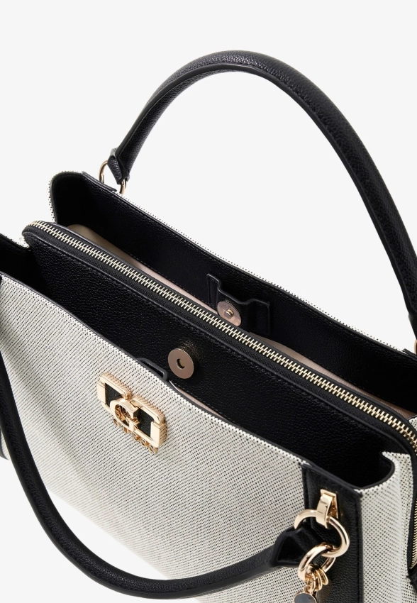 TOREBKA GUESS HWAG97 19070