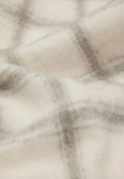 CIEPŁY SZAL W KRATĘ GUESS AW5424 POL03