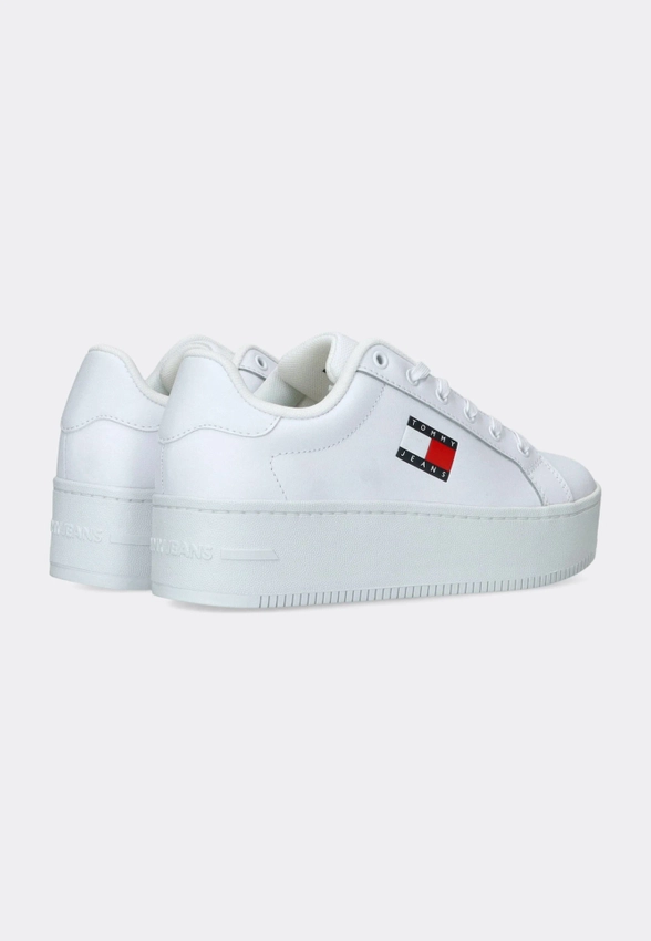 SKÓRZANE SNEAKERSY NA PLATFORMIE TOMMY JEANS EN0EN02518