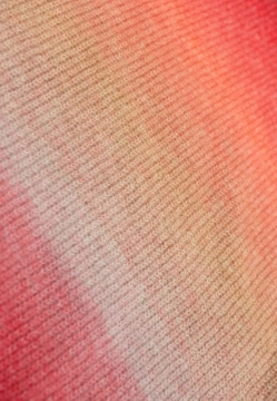 SWETER DAMSKI Z PÓŁGOLFEM Z MOTYWEM OMBRE GARCIA U20042