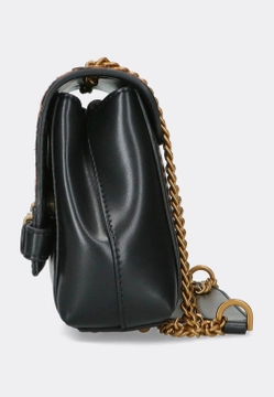  TOREBKA GUESS HWLH89 85210