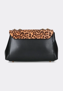  TOREBKA GUESS HWLH89 85210