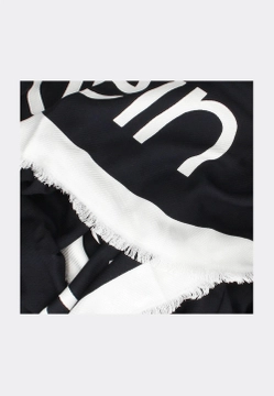 CHUSTA DAMSKA Z NAPISEM CALVIN KLEIN K60K611739 1