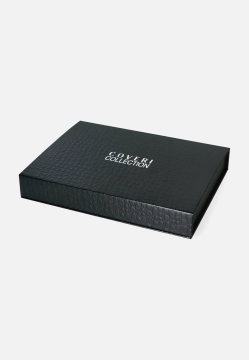 SZAL DAMSKI Z WZOREM W PASY COVERI COLLECTION 251602