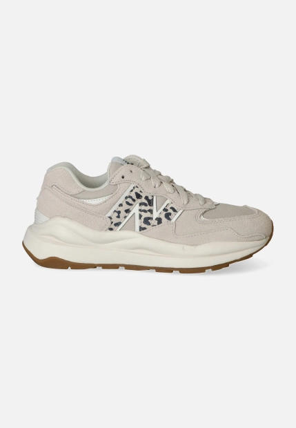 SNEAKERSY DAMSKIE NEW BALANCE W5740APB