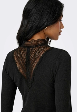 T-SHIRT DAMSKI Z KORONKOWYM WYKOŃCZENIEM ONLY 15344695