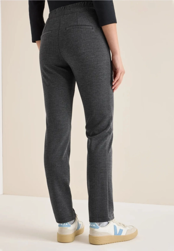 DZIANINOWE SPODNIE DAMSKIE Z WZOREM W JODEŁKĘ CECIL 4 380094TRACE