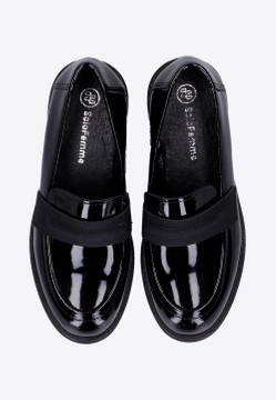 MOKASYNY DZIEWCZĘCE ZE SKÓRY LAKIEROWANEJ SOLOFEMME D0401