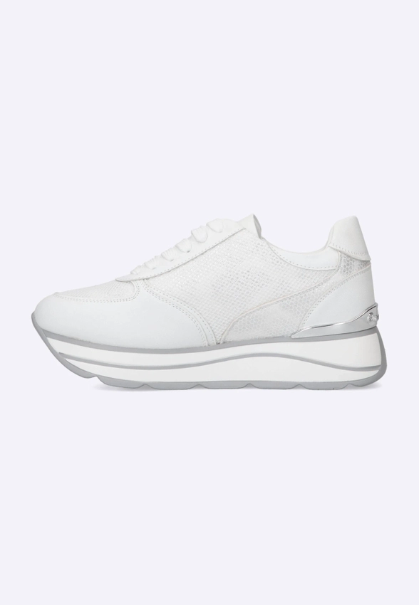 SNEAKERSY DAMSKIE NA GRUBSZEJ PODESZWIE QUEEN HELENA X28 33