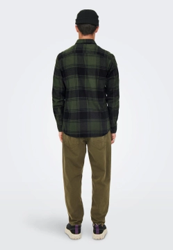 KOSZULA MĘSKA W KRATĘ Z KOŁNIERZEM BUTTON DOWN ONLY & SONS 22022446