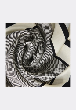 APASZKA TOMMY HILFIGER AW0AW17629C