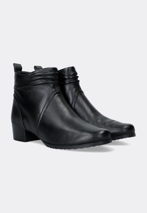 SKÓRZANE BOTKI DAMSKIE CAPRICE 9-25358-41