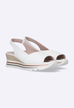 SANDAŁY DAMSKIE NA KOTURNIE COMART 9C3486