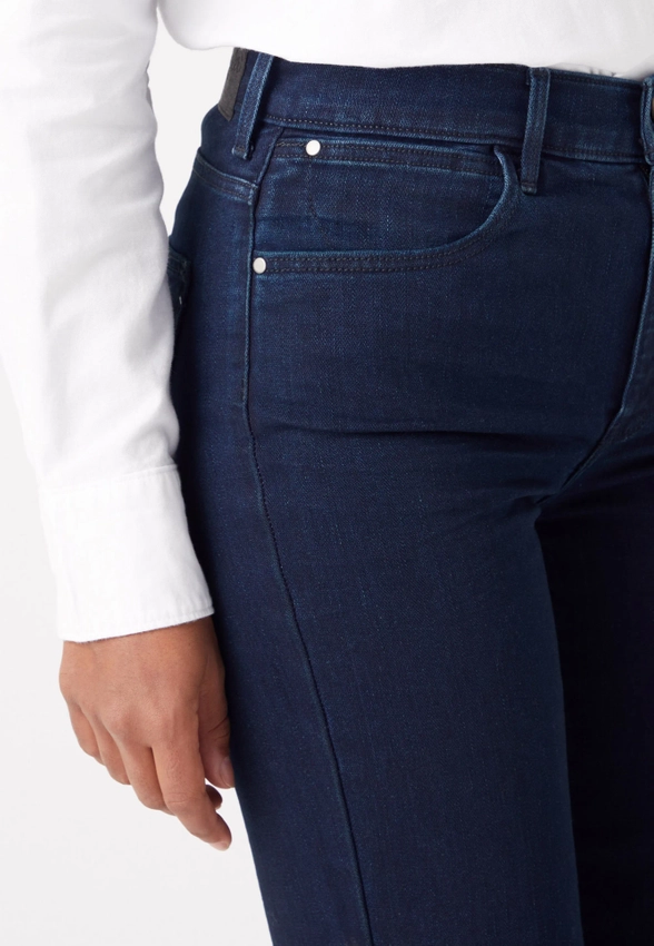 SPODNIE DAMSKIE JEANSOWE WRANGLER W26RQC