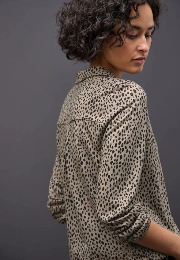 DŻERSEJOWA BLUZKA DAMSKA W PANTERKĘ ZAPINANA NA GUZIKI STREET ONE 4 QR324186