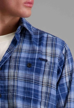 KOSZULA MĘSKA Z DŁUGIM RĘKAWEM W KRATĘ PIONIEER P1 40249 0000