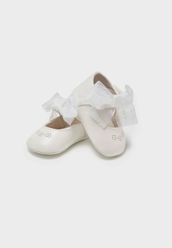 BUTY DLA NOWORODKA DZIEWCZYNKI MAYORAL 9518