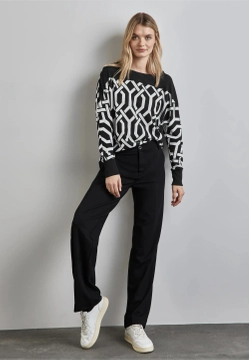 SWETER DAMSKI Z GRAFICZNYM WZOREM STREET ONE 5 321985