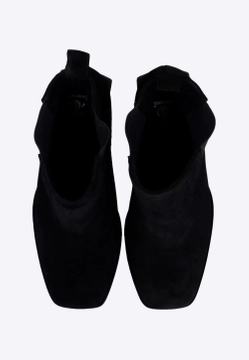 BOTKI DAMSKIE ZE SKÓRY ZAMSZOWEJ NA OBCASIE EKS 2519