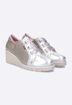 Półbuty damskie ze wstążką CALLAGHAN 24500