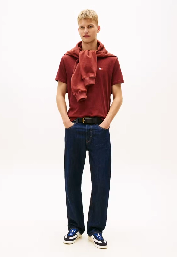 T-SHIRT MĘSKI Z KRÓTKIM RĘKAWEM TOMMY JEANS DM0DM22667