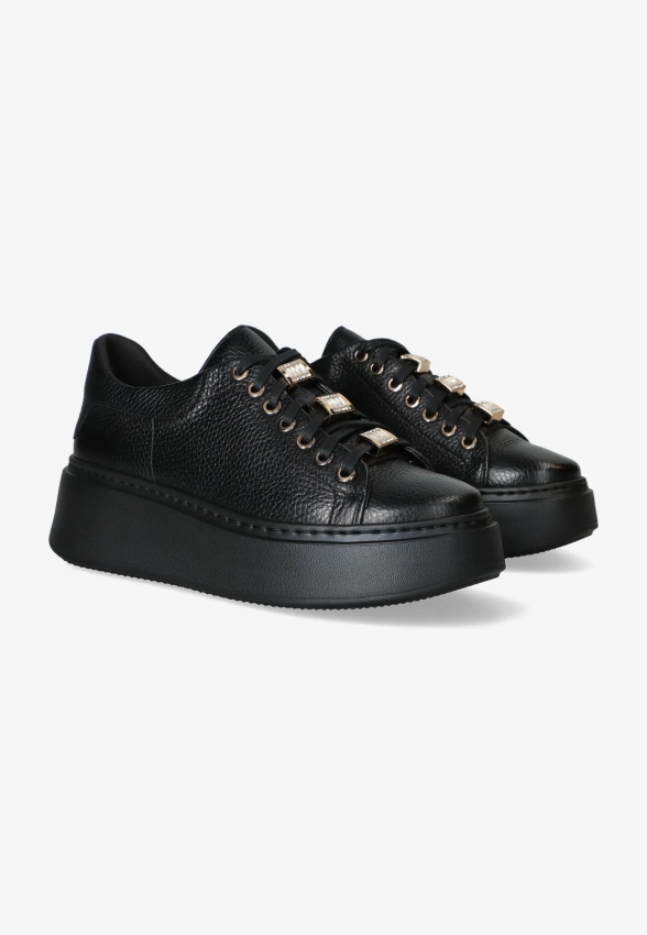 SKÓRZANE SNEAKERSY DAMSKIE NA GRUBSZEJ PODESZWIE VICTIM 9APB-L091