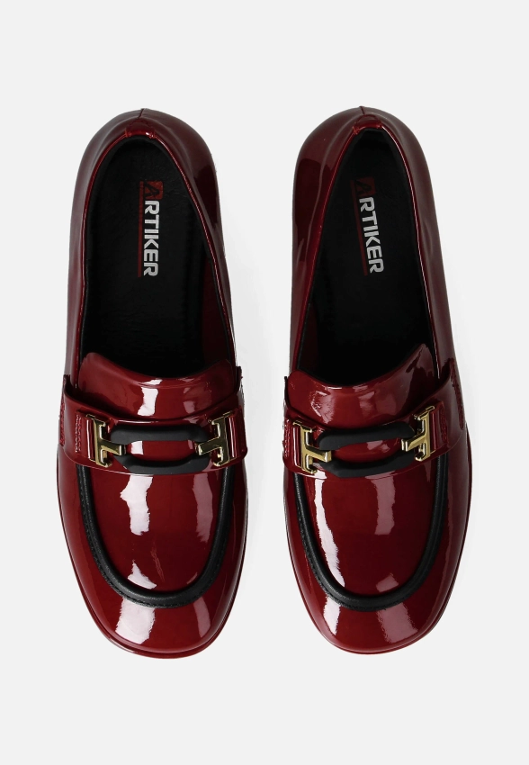 MOKASYNY DAMSKIE ZE SKÓRY LAKIEROWANEJ ARTIKER 55C0103