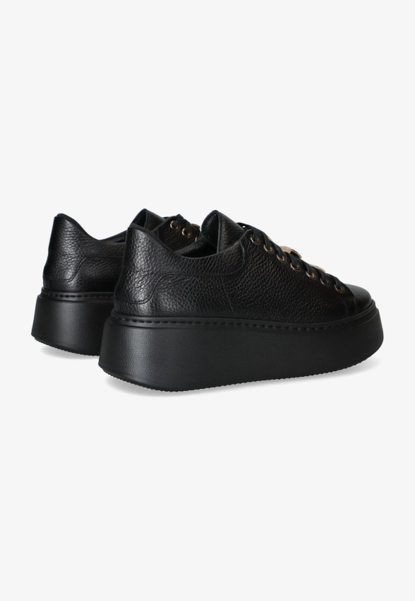 SKÓRZANE SNEAKERSY DAMSKIE NA GRUBSZEJ PODESZWIE VICTIM 9APB-L091