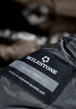 PUCHOWA KURTKA MĘSKA Z ODPINANYM KAPTUREM MILESTONE 430341 60390