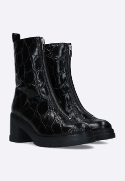 SKÓRZANE BOTKI MARKI WONDERS H-4420