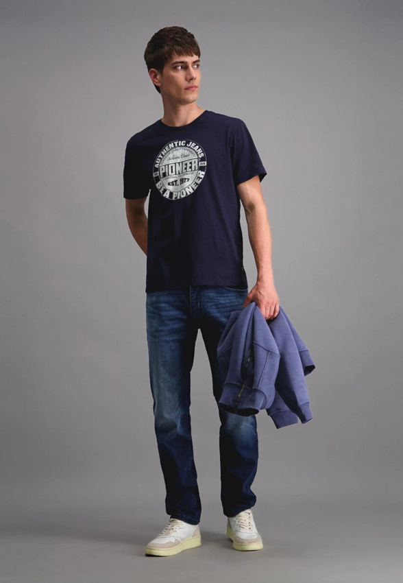 T-SHIRT MĘSKI Z KRÓTKIM RĘKAWEM PIONIEER P1 60133 2000