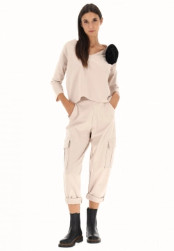 BLUZA DAMSKA Z OZDOBNYM KWIATKIEM EKS 96630