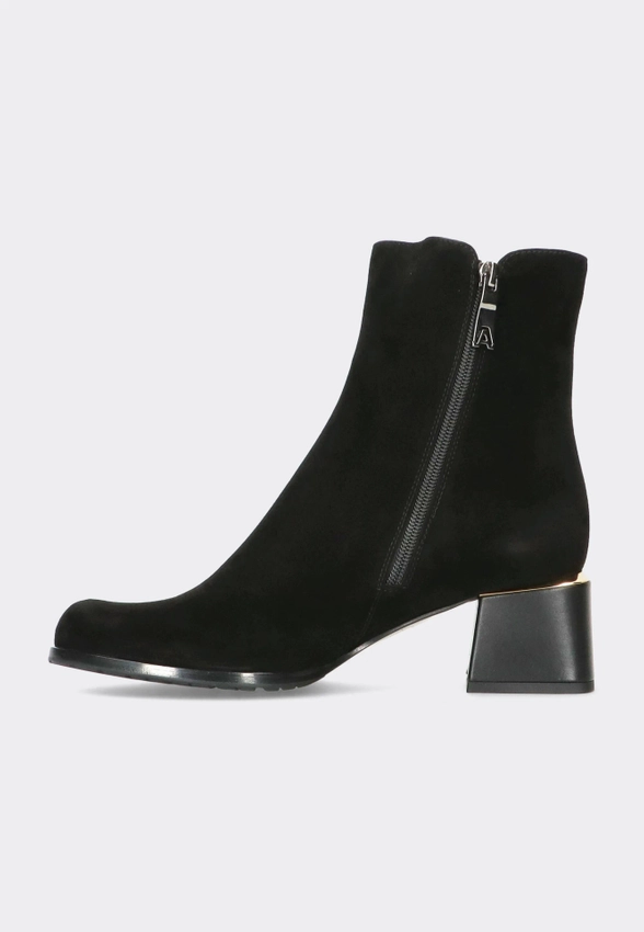 SKÓRZANE ELEGANCKIE BOTKI ACCADEMIA 7325