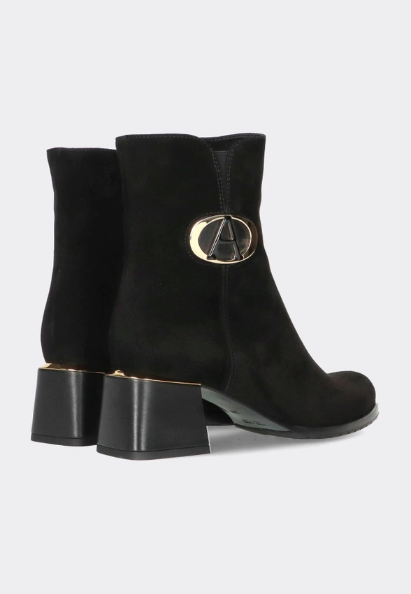 SKÓRZANE ELEGANCKIE BOTKI ACCADEMIA 7325