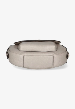 TOREBKA DAMSKA Z KLAPĄ GUESS HWBG95 01190