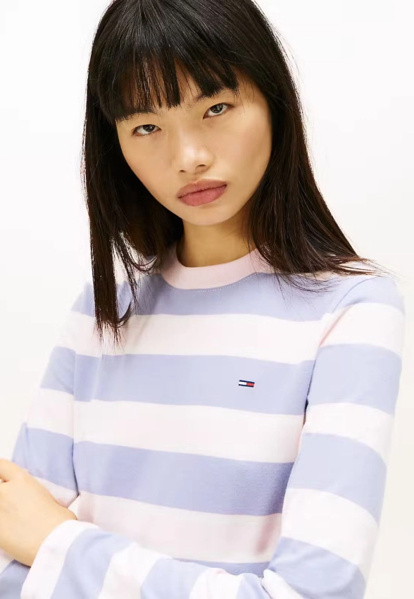 T-SHIRT DAMSKI Z DŁUGIM RĘKAWEM W PASY TOMMY JEANS DW0DW21835