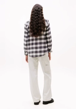 KOSZULA DAMSKA W KRATĘ Z DŁUGIM RĘKAWEM TOMMY JEANS DW0DW21456