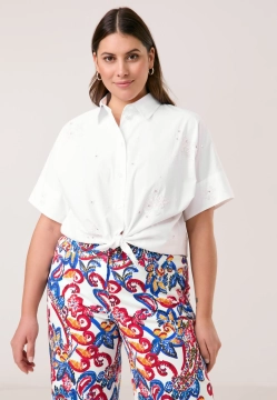 KOSZULA DAMSKA Z APLIKACJAMI SAMOON 660621-21130