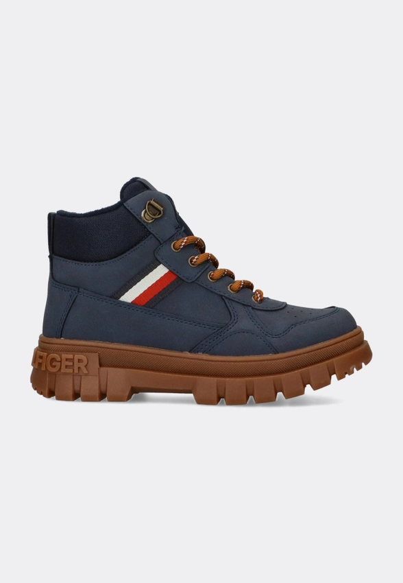 TRZEWIKI Z KOLEKCJI TOMMY HILFIGER T3B5-33157