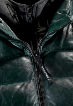 PIKOWANA SKÓRZNANA KURTKA MĘSKA Z ODPINANYM KAPTUREM MILESTONE 531019 21360