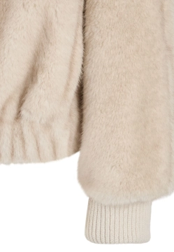 FUTERKO DAMSKIE Z KAPTUREM GEOX SPHERICA W5620G T3277