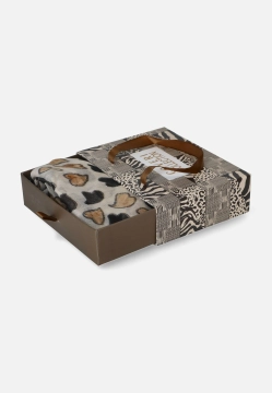 SZAL DAMSKI Z WZOREM W SERDUSZKA COVERI COLLECTION 252102