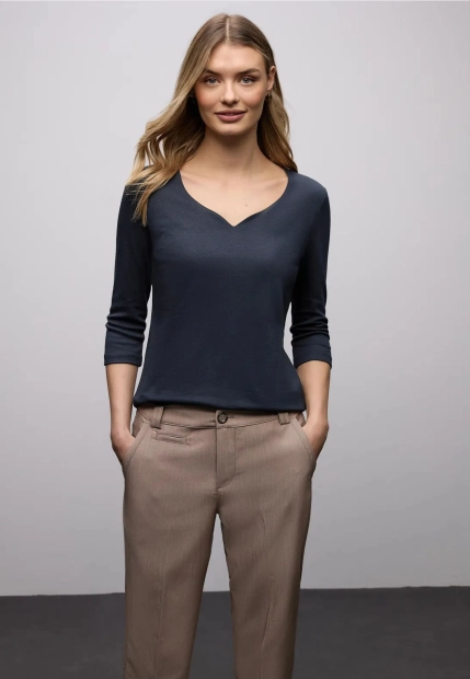 T-SHIRT DAMSKI Z DEKOLTEM W KSZTAŁCIE SERCA STREET ONE 1 QR324527