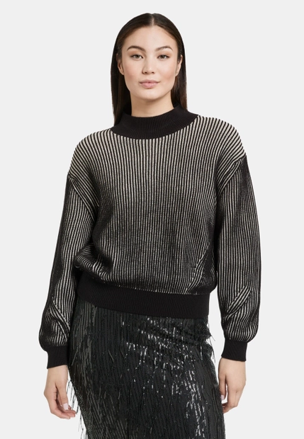 PÓŁGOLF DAMSKI Z PRĄŻKOWANEJ DZIANINY O BŁYSZCZĄCYM EFEKCIE TAIFUN 472435-15411